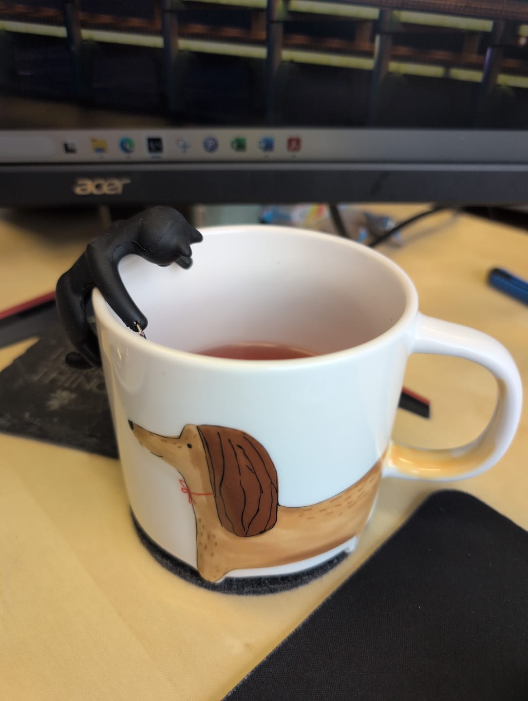 Customer photo review of Cattea – Tee-Ei als schwarze Katze für magische Teerituale