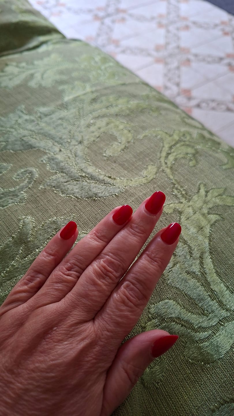 Customer photo review of Ever Red