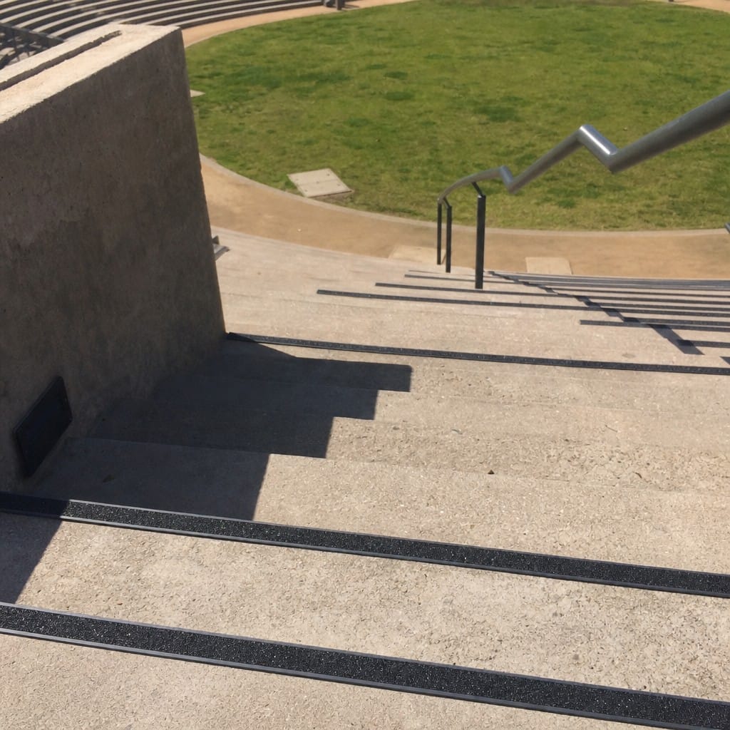 Customer photo review of 20mm Carborundum Stair Insert Cut to Any Size