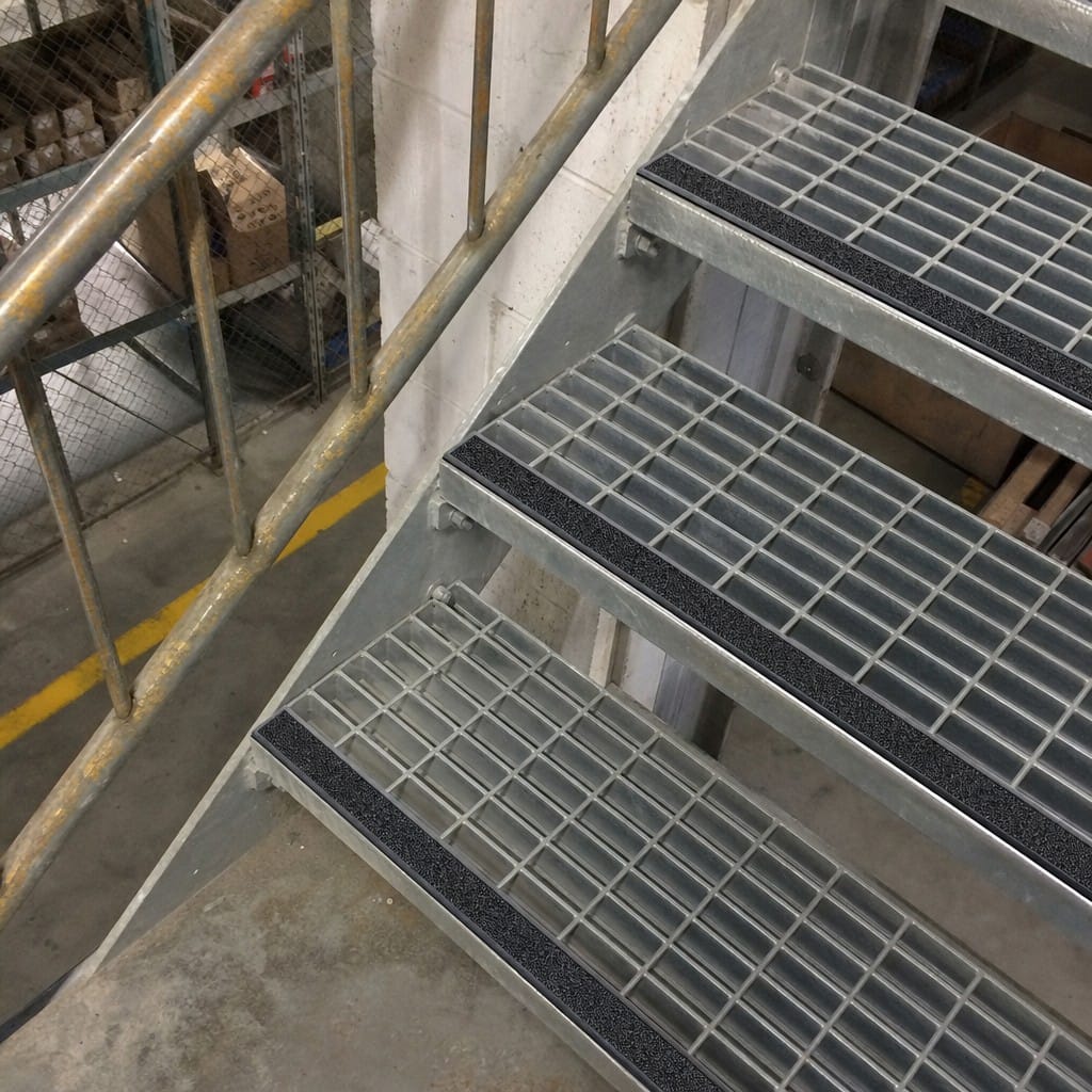 Customer photo review of 10mm Carborundum Stair Insert Cut to Any Size