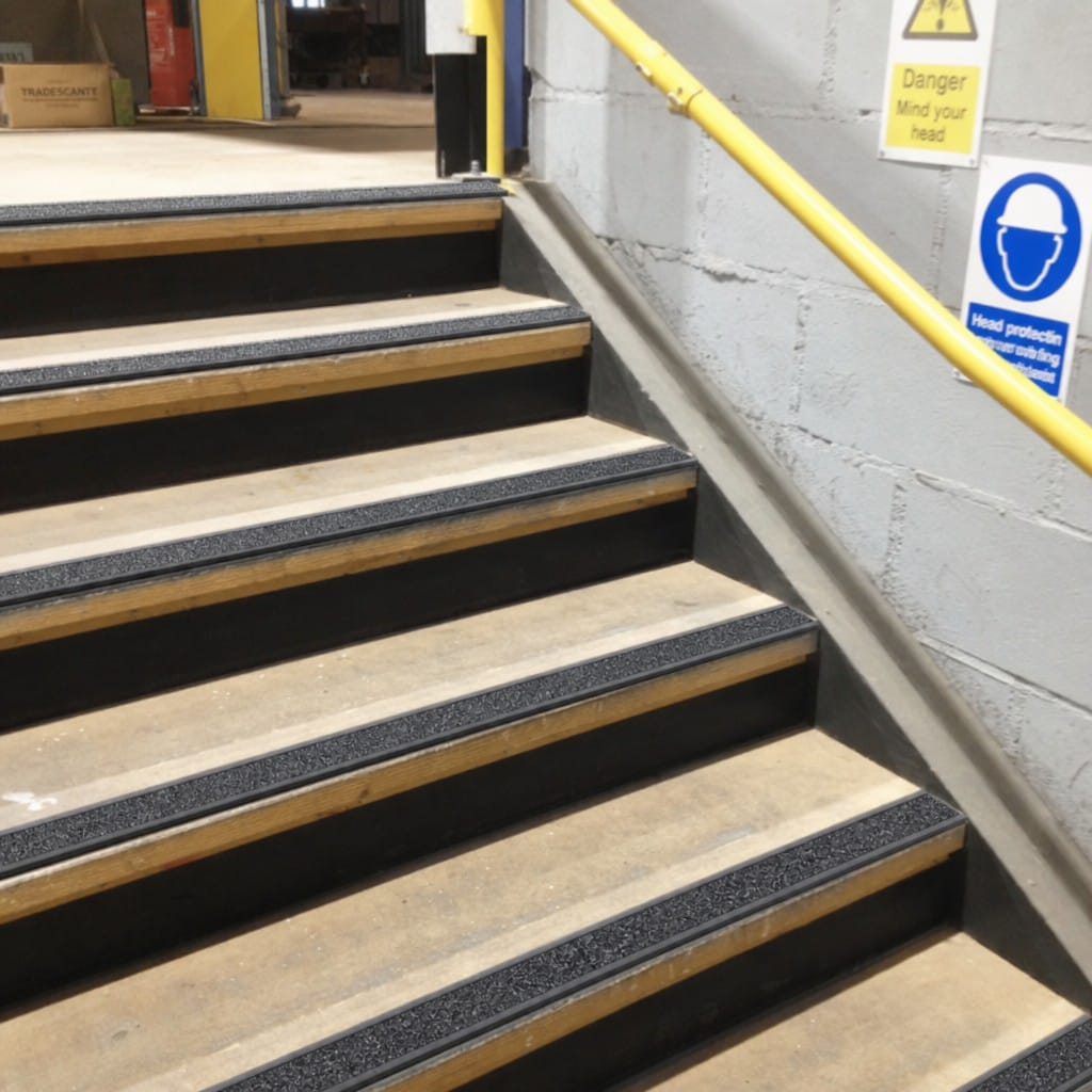 Customer photo review of 35mm Carborundum Stair Insert Cut to Any Size