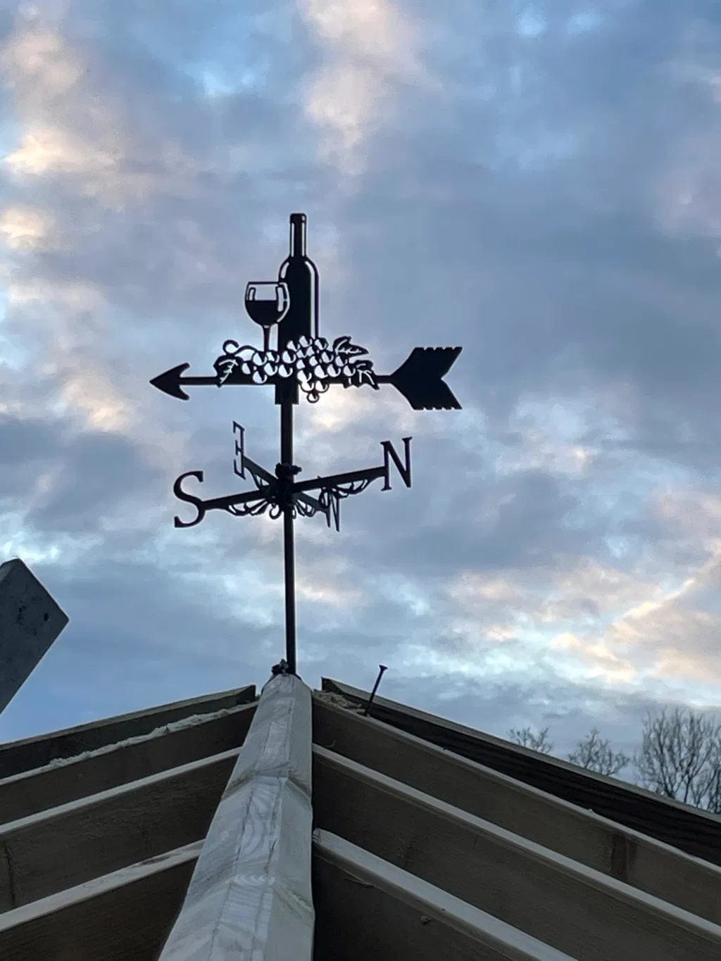 Customer photo review of Weather Vane - Wine Bottle and Grapes