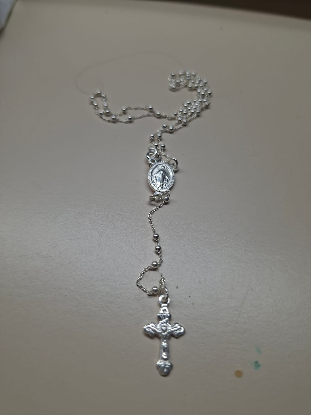 Customer photo review of Rosario de Plata Virgen María 2mm