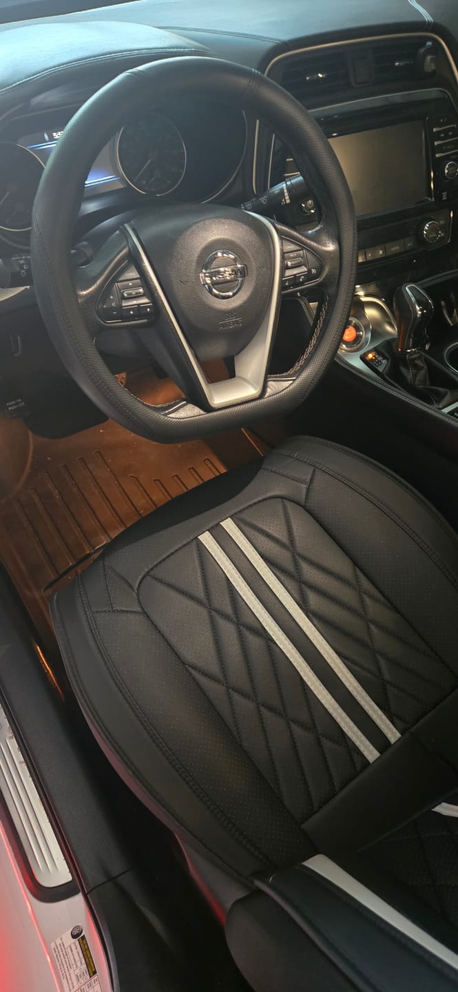 Customer photo review of Nappa Leather Car Steering Wheel Cover with Silicone Non-slip Lining