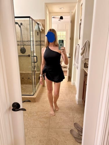 Customer photo review of Emoswim - Damen Badekleid One-Shoulder Badeanzug mit Rock