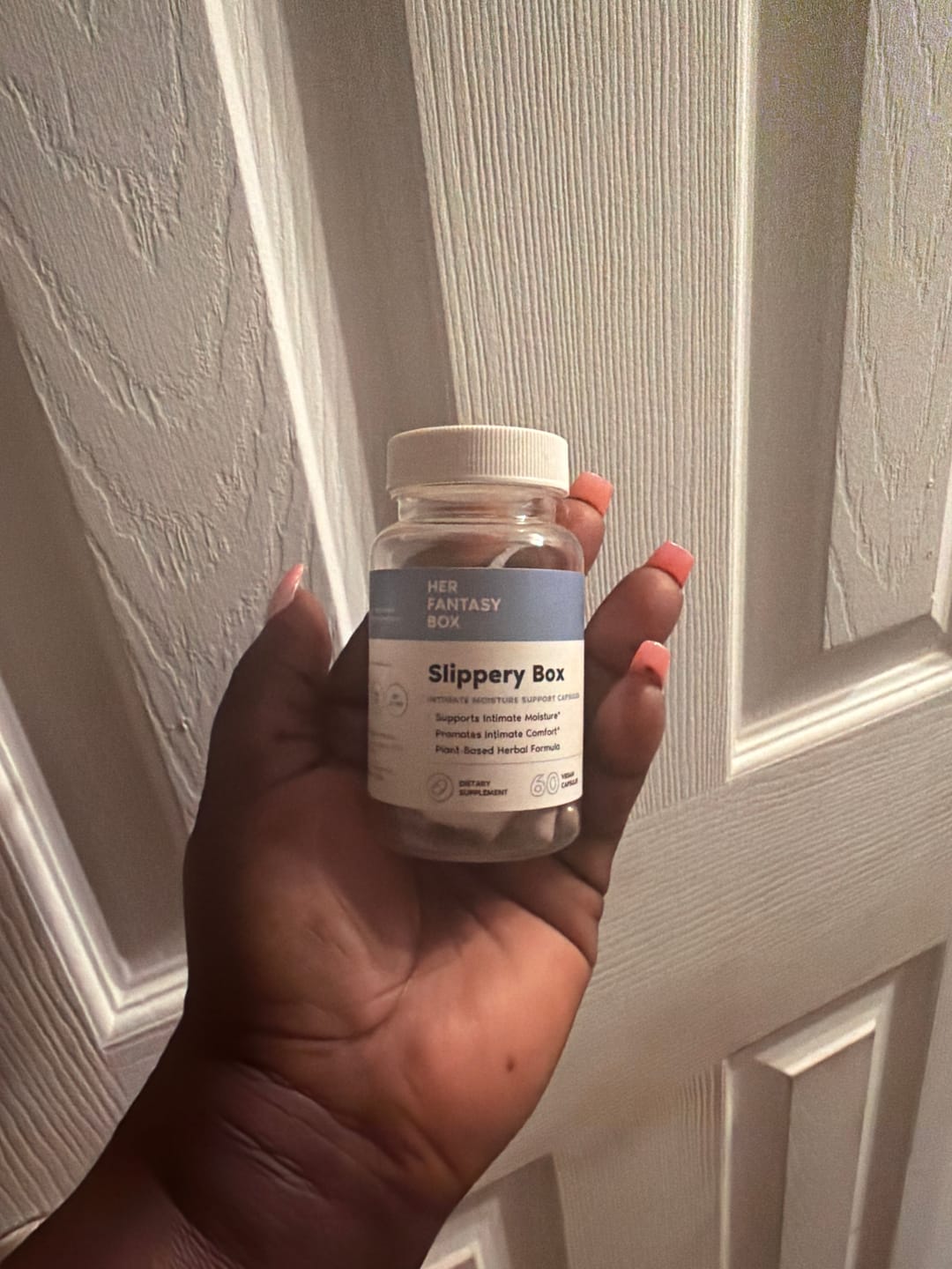Customer photo review of Slippery Box - Slippery Elm Bark Vaginal Moisturizer Capsule - 3 pk