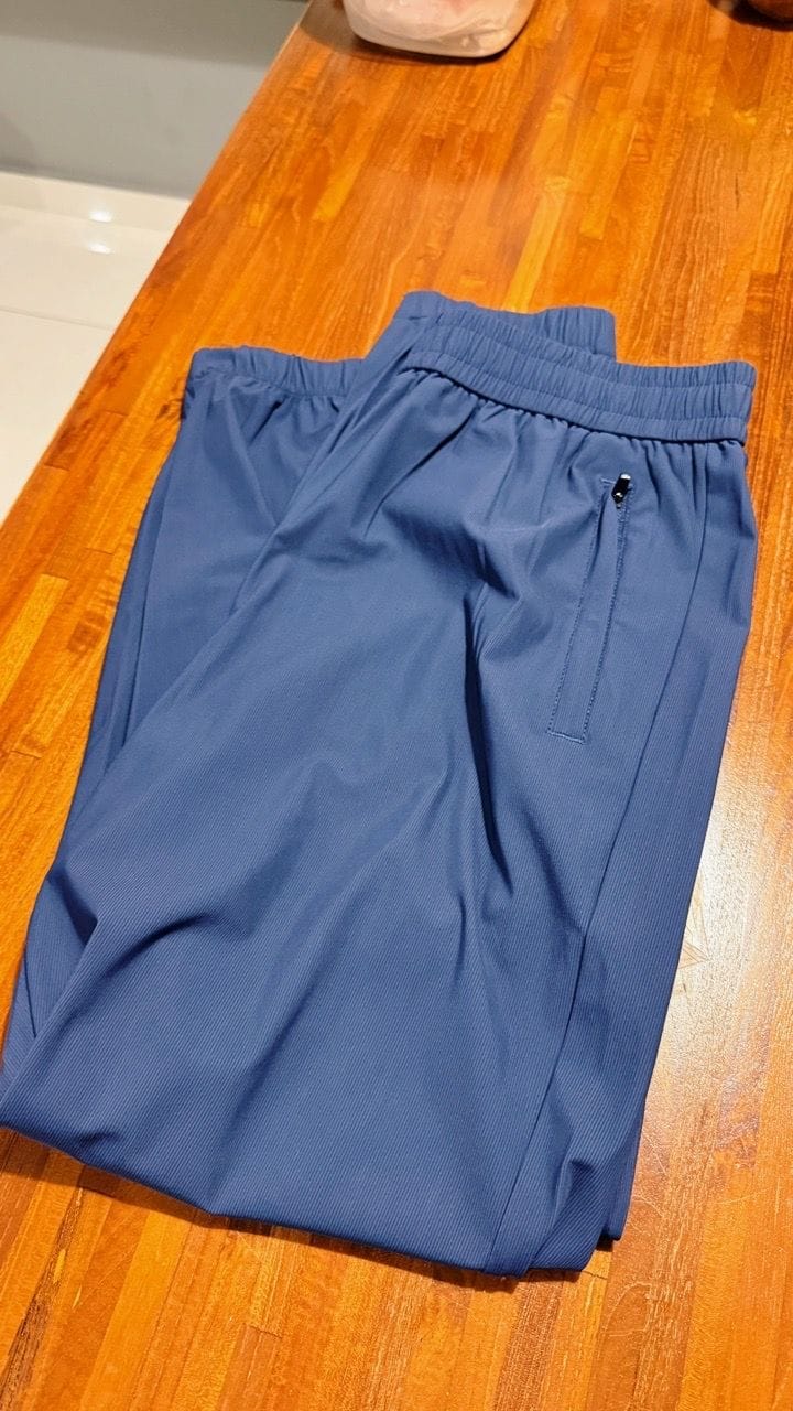 Customer photo review of Ultra Cooling Jogger Pants