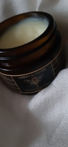 Customer photo review of Harvest & Hive™ Organic Tallow Balm - Made in the UK 🇬🇧