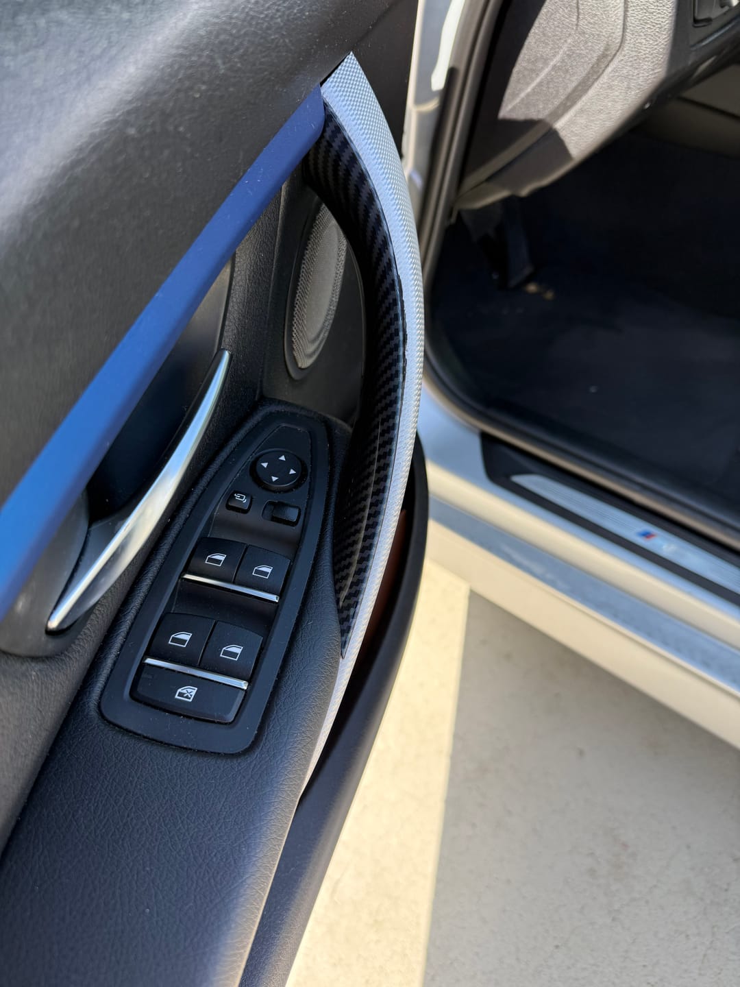 Customer photo review of Interior Door Handle Covers for BMW 3 & 4 Series – Fix Sticky Handles, No Disassembly | 2-Piece Set