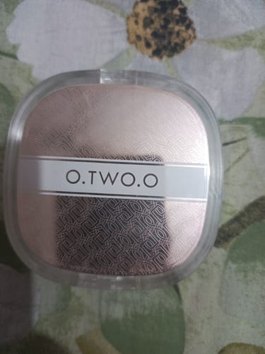 Customer photo review of O.TWO.O SKIN SECRET ZERO PORES PRIMER