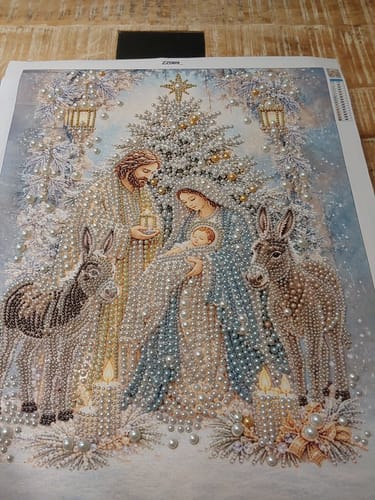 Customer's Personalized 3D Pearl Art DIY Kit featuring a completed Nativity scene with sparkling resin beads.