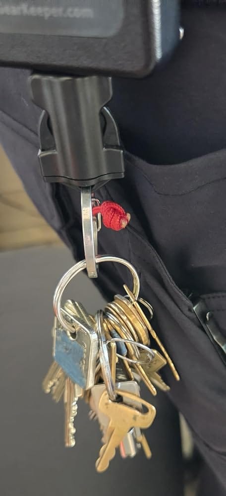 Customer photo review of Key Retractor, High Force 15-21 keys, Rotating Belt Clip
