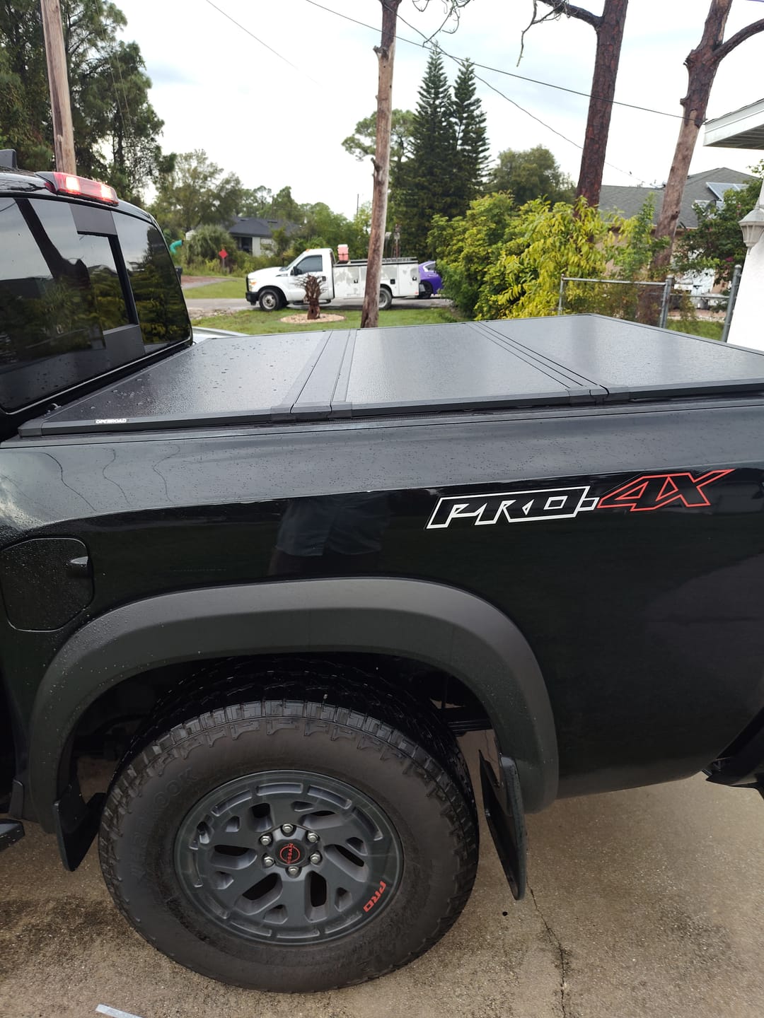 Customer photo review of OPENROAD Aluminum folding Tonneau Cover
