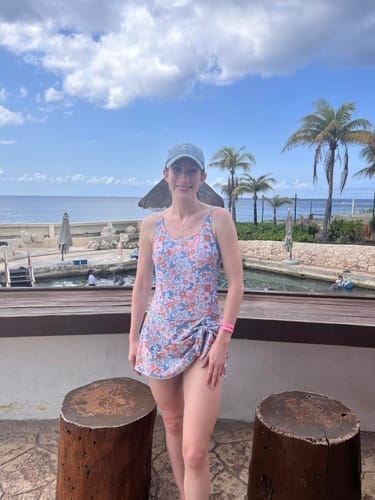 Customer photo review of Emoswim - Badekleid Badeanzüge für Damen Bauchweg Badekleider Rock Bademode