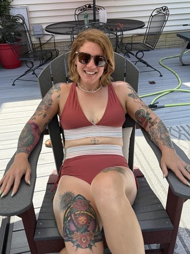 Customer photo review of Emoswim - High Waist Bauchweg Colorblock Bikini-Sets