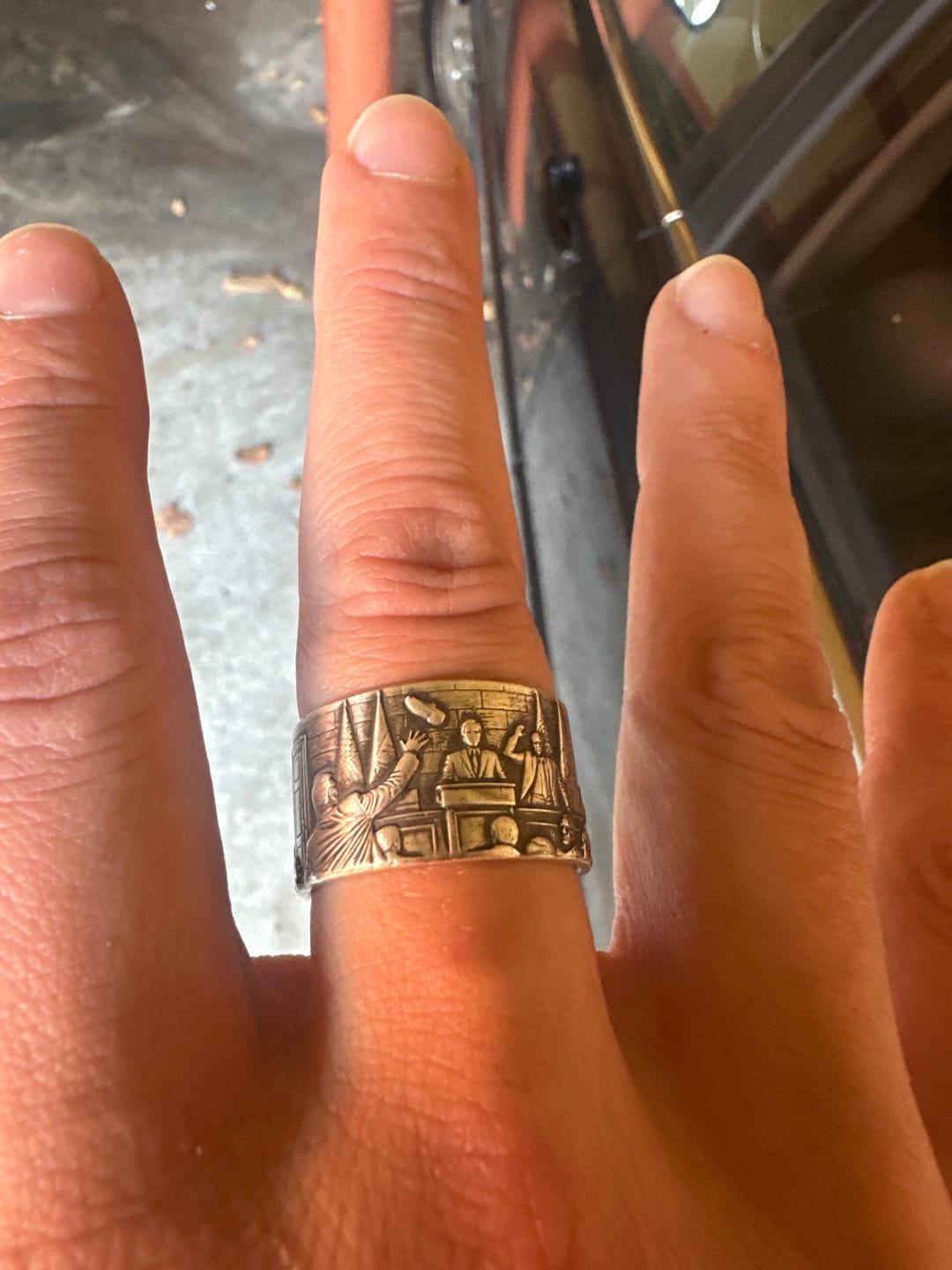Customer photo review of The "Farewell Kiss" Ring – Oxidized 925 Sterling Silver or Stainless Steel