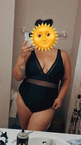 Customer photo review of Emoswim - Damen Große Größen Badeanzug V-Ausschnitt Transparentes Mesh Bauchweg Bademode