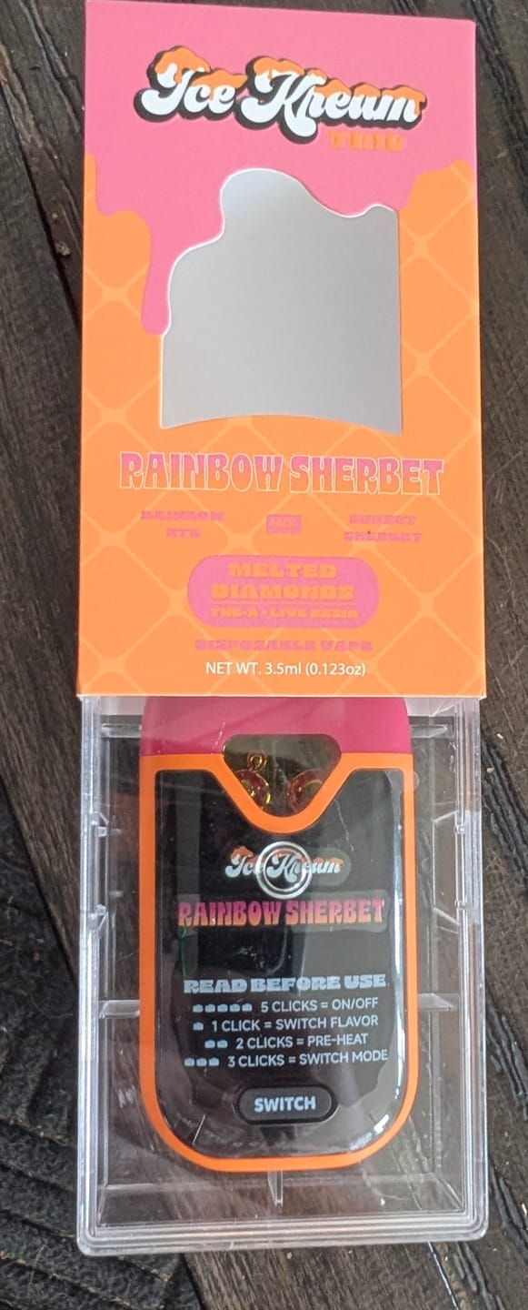 Customer photo review of Ice Kream Rainbow Sherbet 3.5ML Trio Device