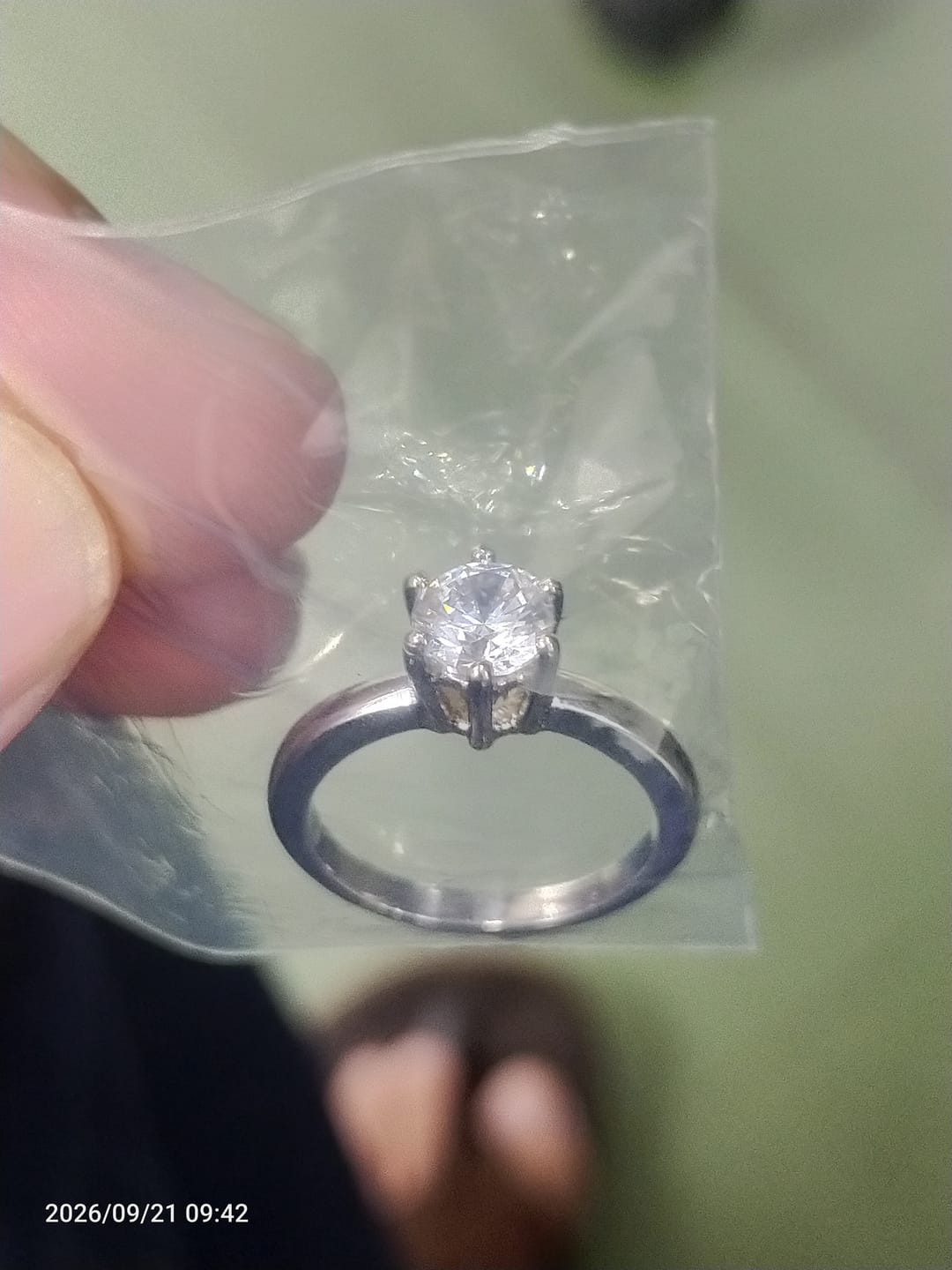 Customer photo review of 1ct Solitaire 6-prong Engagement Ring