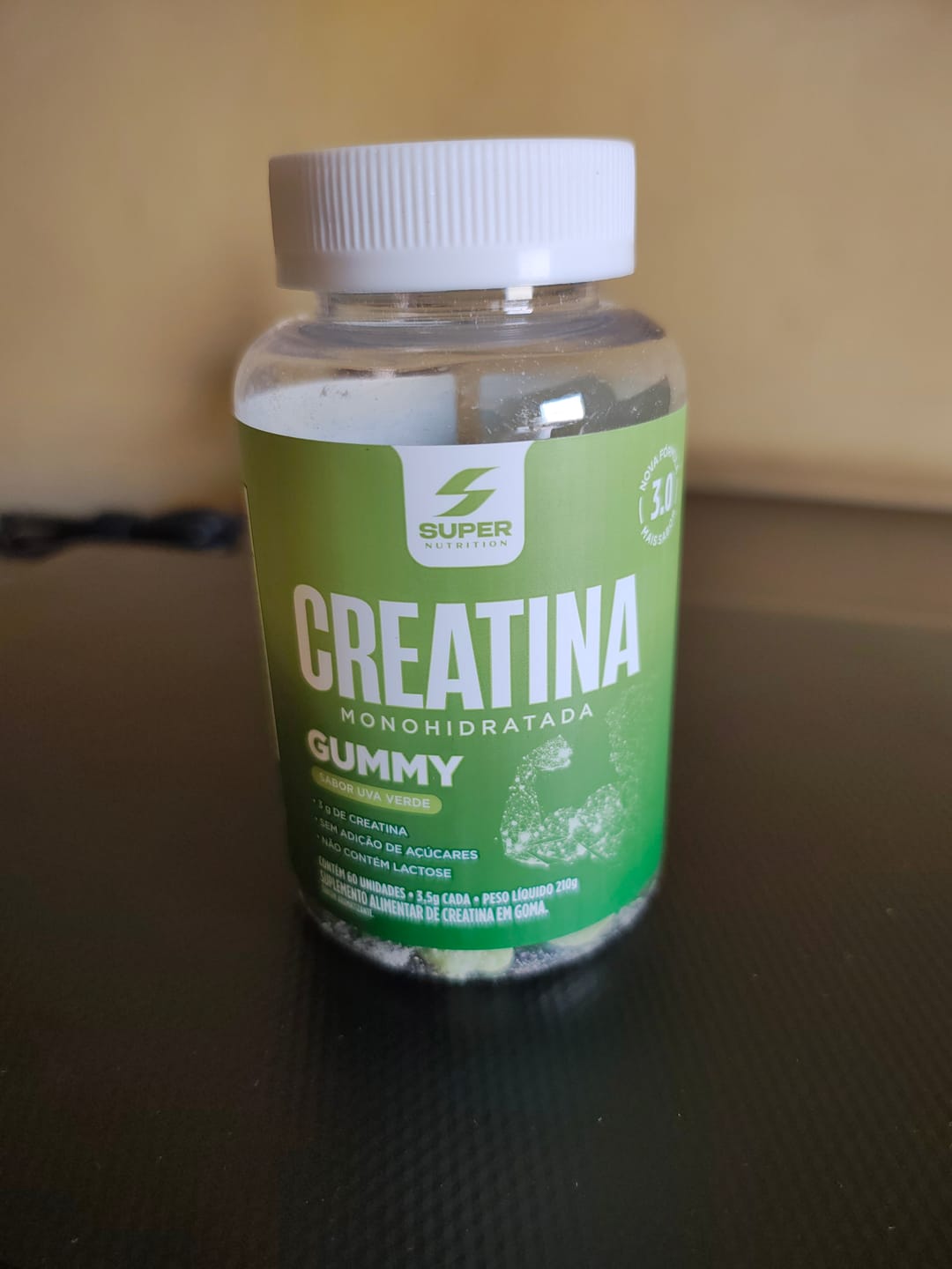 Customer photo review of Gummy Creatina Uva Verde (60 gomas)