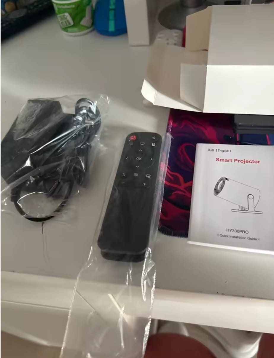 Customer photo review of Nubbi™ Proyector Inteligente