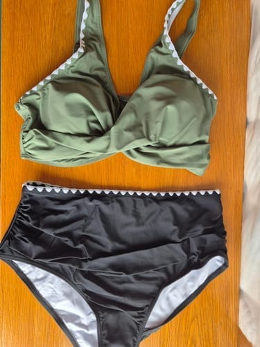 Customer photo review of Emoswim - High Waist Bikini-Sets für Damen Tankini Bauchweg Badeanzüge Colorblock Zweiteilige Kordelzug-Bademode
