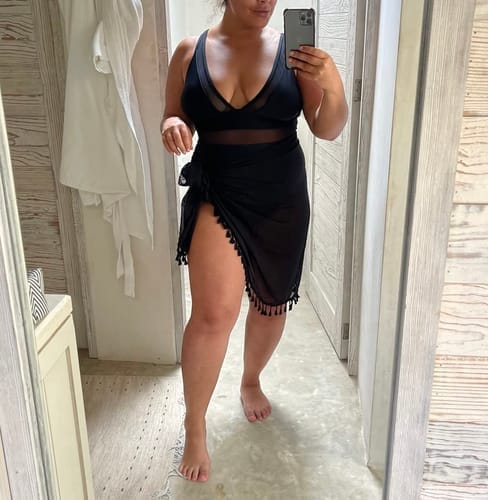 Customer photo review of Emoswim - Damen Große Größen Badeanzug V-Ausschnitt Transparentes Mesh Bauchweg Bademode