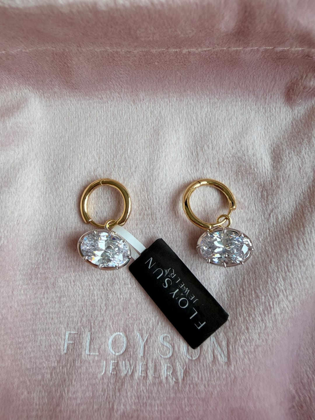 Customer photo review of Classic 8 × 12 mm Oval Huggie Hoop Earrings
