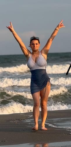 Customer photo review of Emoswim - Damen Badekleid Bauchweg Badeanzüge Schlankmachendes Transparentes Mesh Sarong-Wickelrock Bademode