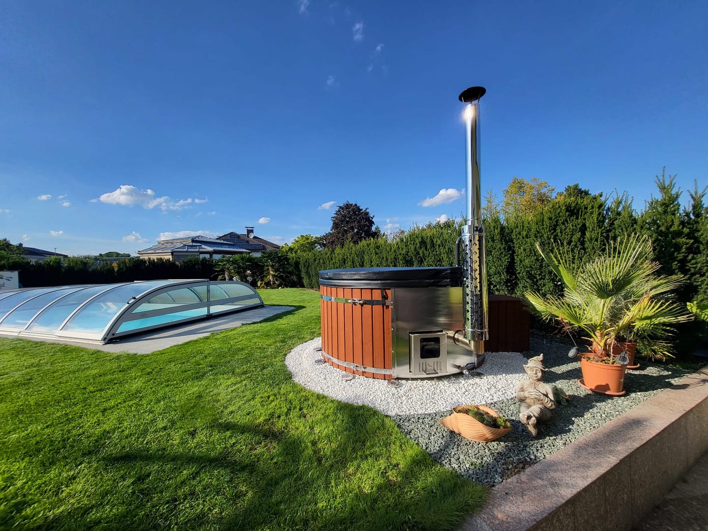 Customer photo review of Hot Tub RUND 180 (Acryl, Integrierter Ofen)