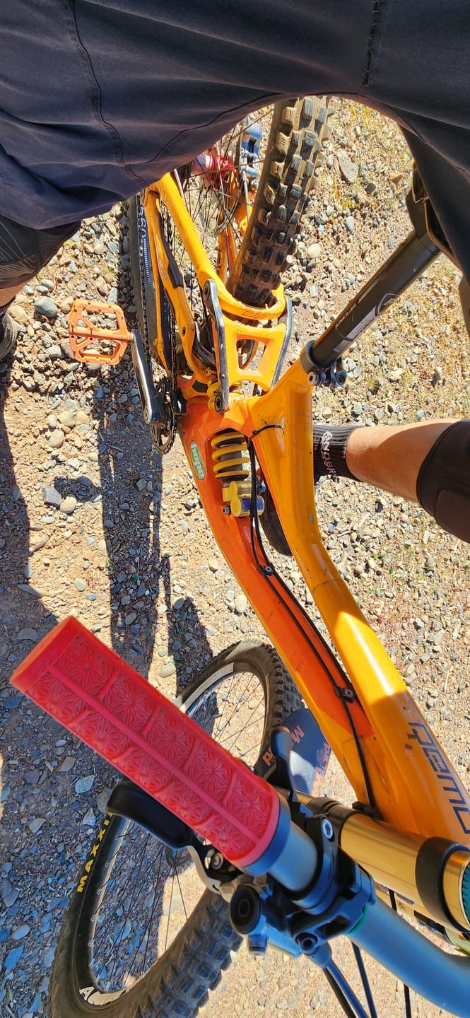 Customer photo review of Pedal Plataforma Np15 Nylon Fifty-Fifty