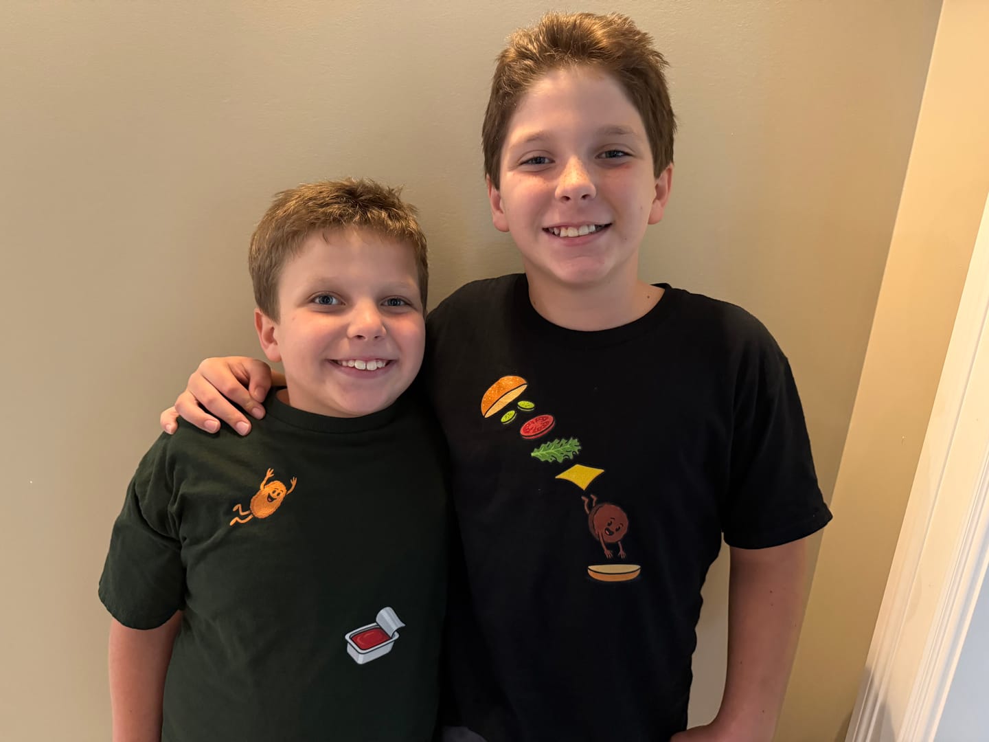 Customer photo review of Nugget Dive — Youth Tee