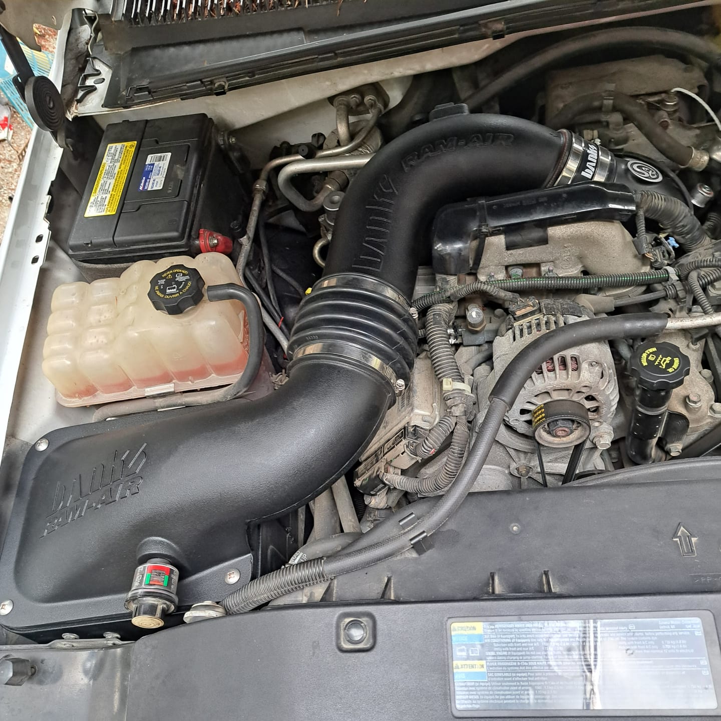 Customer photo review of 2004-2005 Duramax Cold Air Intake Kit (42135)