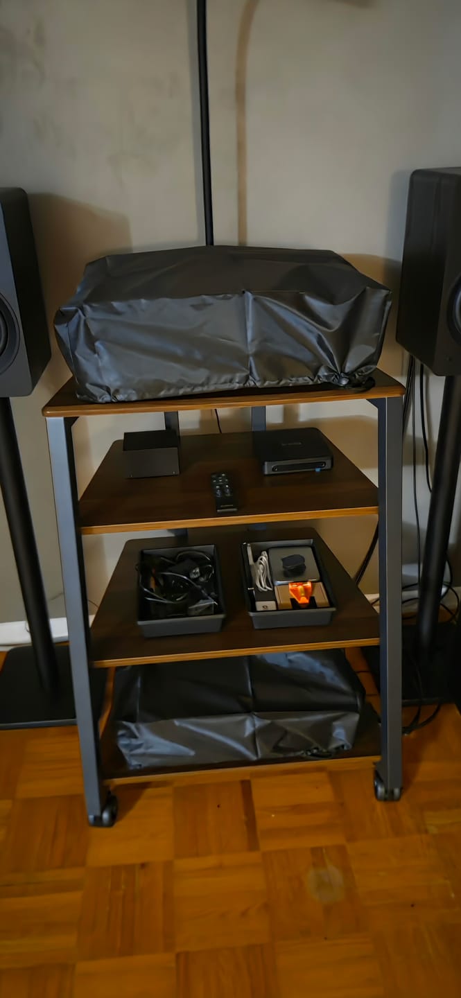 Customer photo review of Eiffel AS07 Record Player Stand