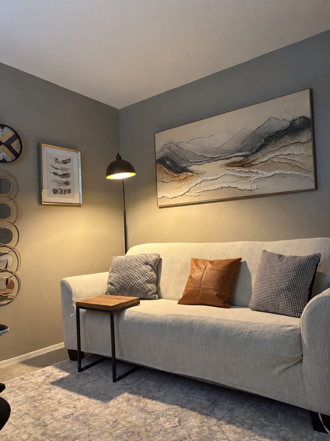 Customer photo review of Minimalist Mountain Texture Canvas # MM442