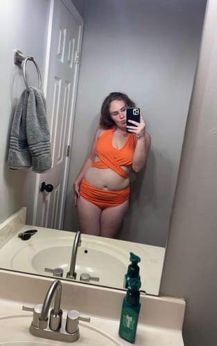 Customer photo review of Emoswim - Bauchweg Bademode Bedeckende High Waist Bikini-Sets