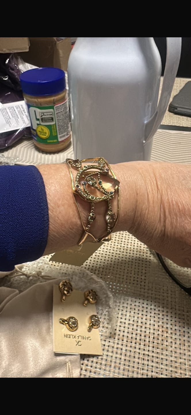 Customer photo review of Bracelete Cristais Ouro - Véu das Montanhas | Camila Klein