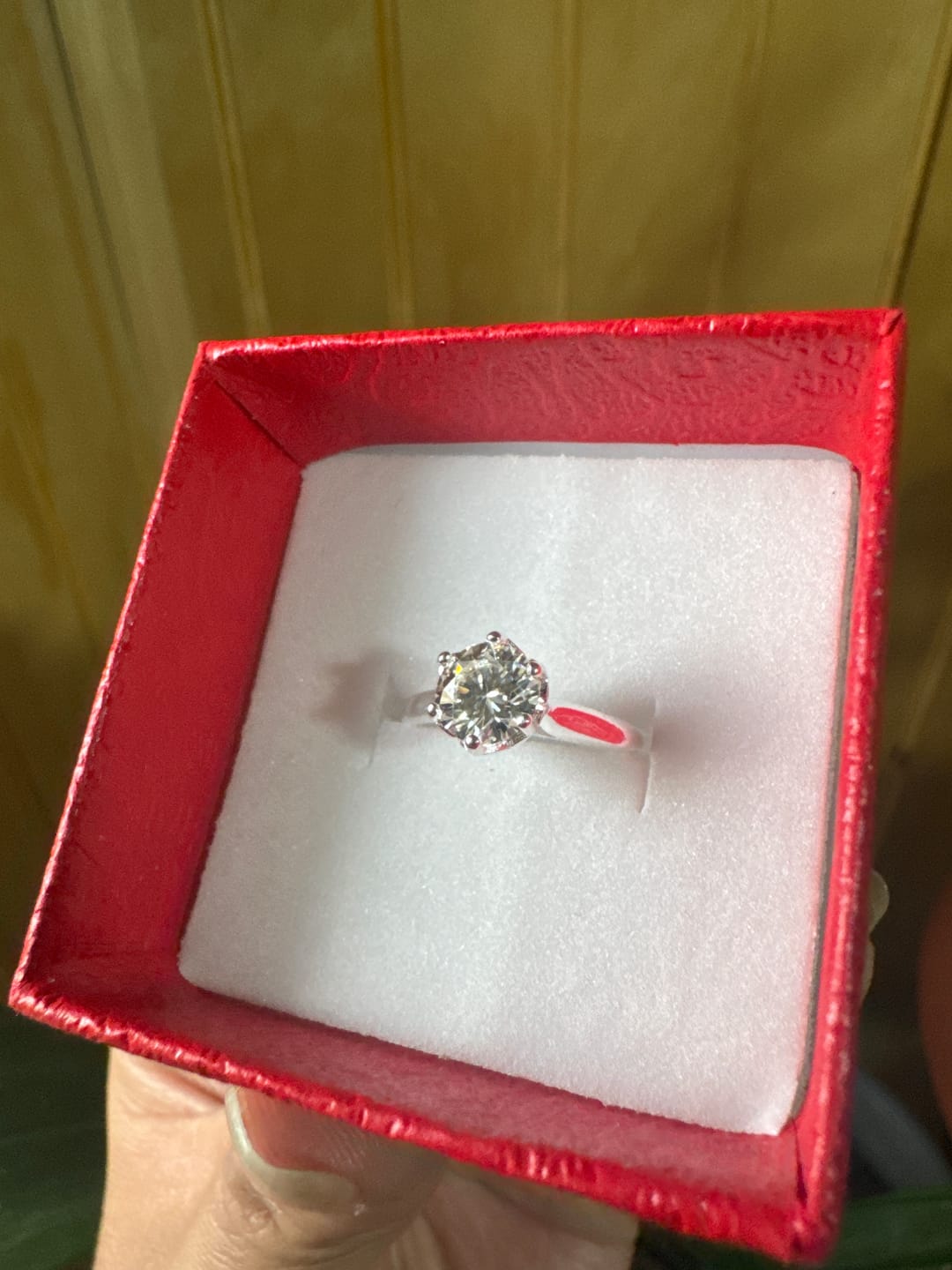Customer photo review of Anilo Solitario Moissanita