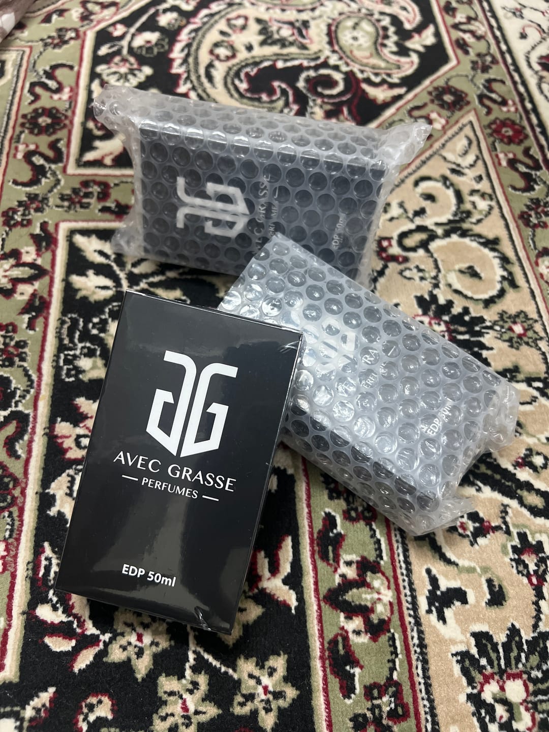 Customer photo review of Oud Oasis | Eau de Parfum