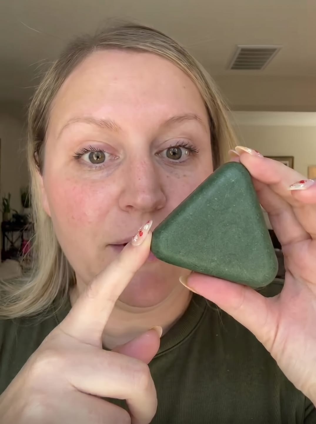Customer photo review of Oil-Control Volumizing Shampoo Bar