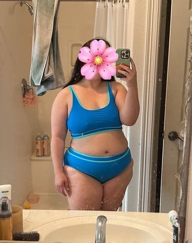 Customer photo review of Emoswim - Damen High Waist Bikini-Sets Sportliche Zweiteilige Badeanzüge Colorblock Cheeky High-Cut Bademode