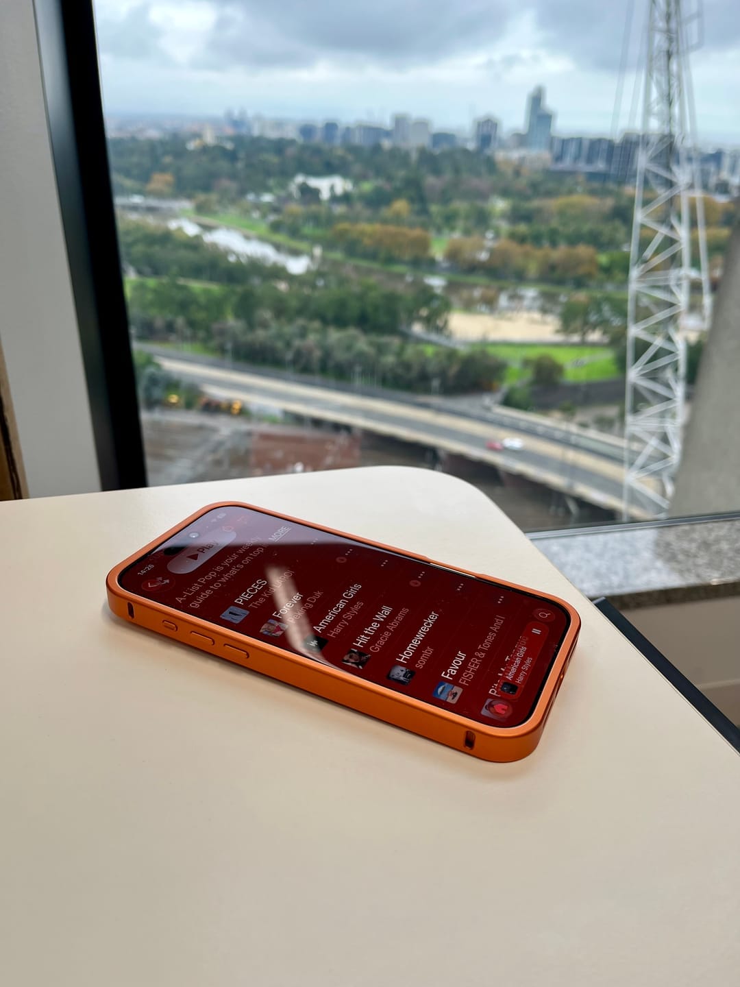 Customer photo review of Funda MagCase Metal TRAZEN para iPhone