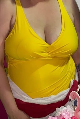 Customer photo review of Emoswim - Bauchweg Badeanzüge für Damen Schlankmachender Einteiler Bademode