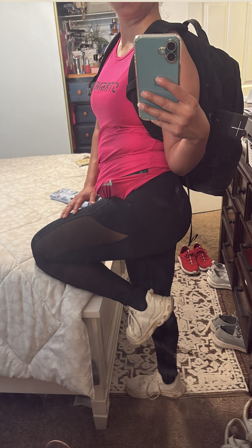 Customer photo review of STRONG iD High Waisted Ankle Leggings With Inserts