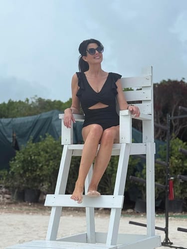 Customer photo review of Emoswim - Badeanzug mit Rüschenärmeln Cut-Out Gerafft