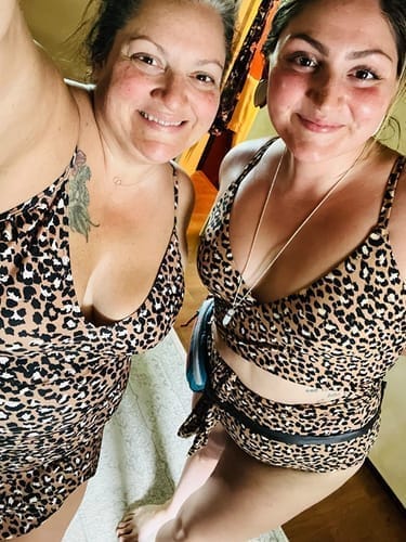Customer photo review of Emoswim - Damen Bauchweg Slim Fit Badeanzug