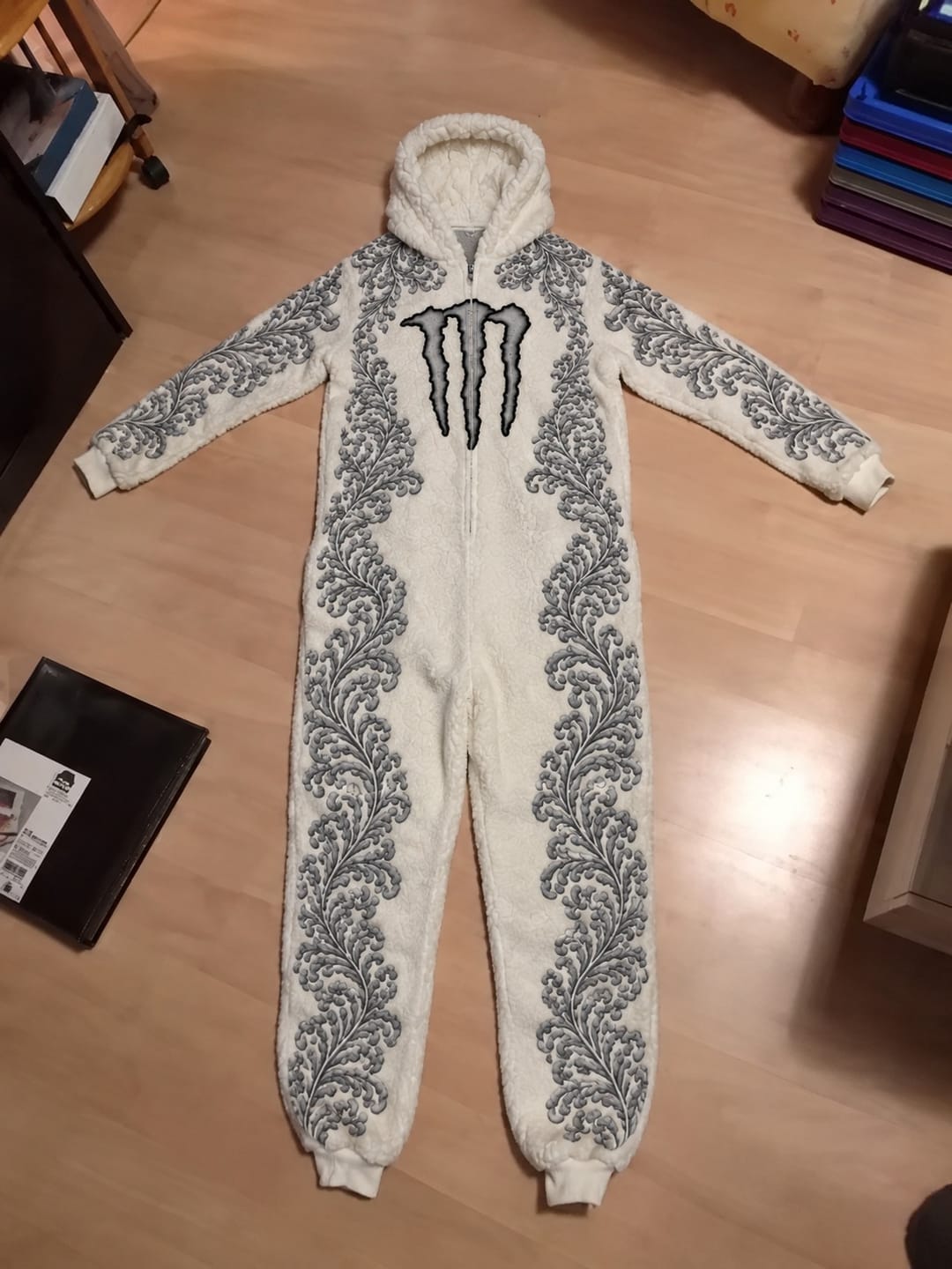 Customer photo review of Midnight Energy Pyjama