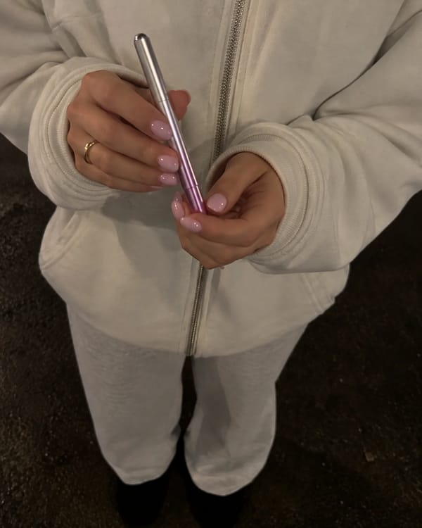 Customer photo review of Vernice Pluma de Gel