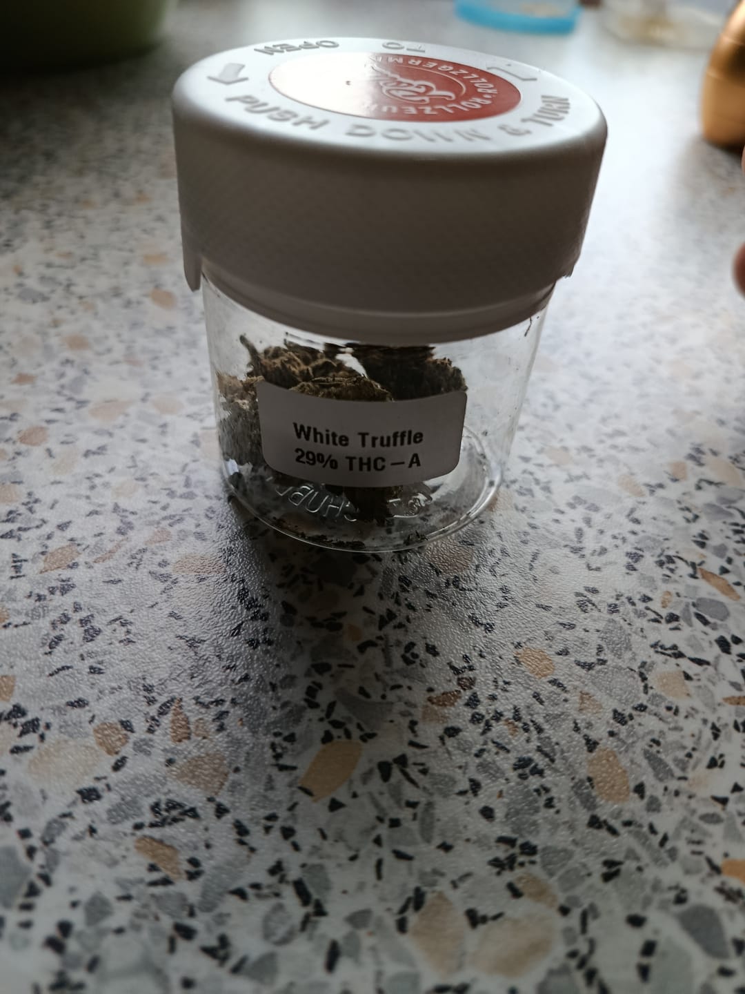 Customer photo review of THC-A 29% Blüten White Truffle