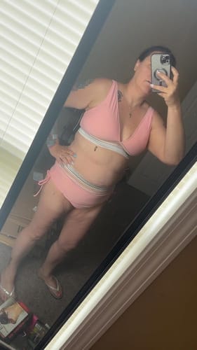 Customer photo review of Emoswim - High Waist Bauchweg Colorblock Bikini-Sets